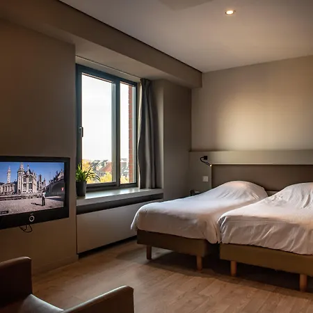 Castelnou Hotel 3*