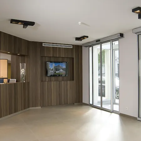 Castelnou Hotel 3*