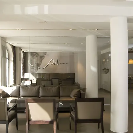 Castelnou Otel 3*