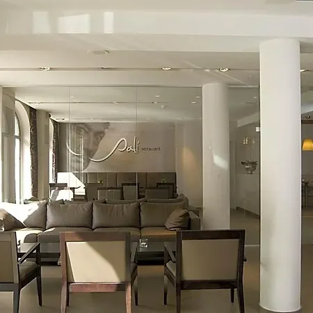 Castelnou Hotel 3*