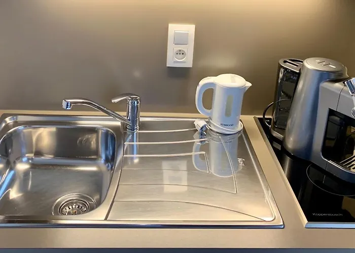 Castelnou Hotel Gent