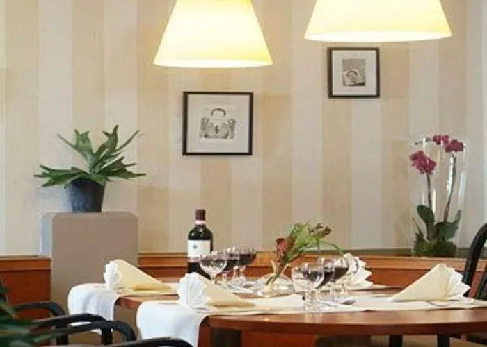 Castelnou Hotel Gent